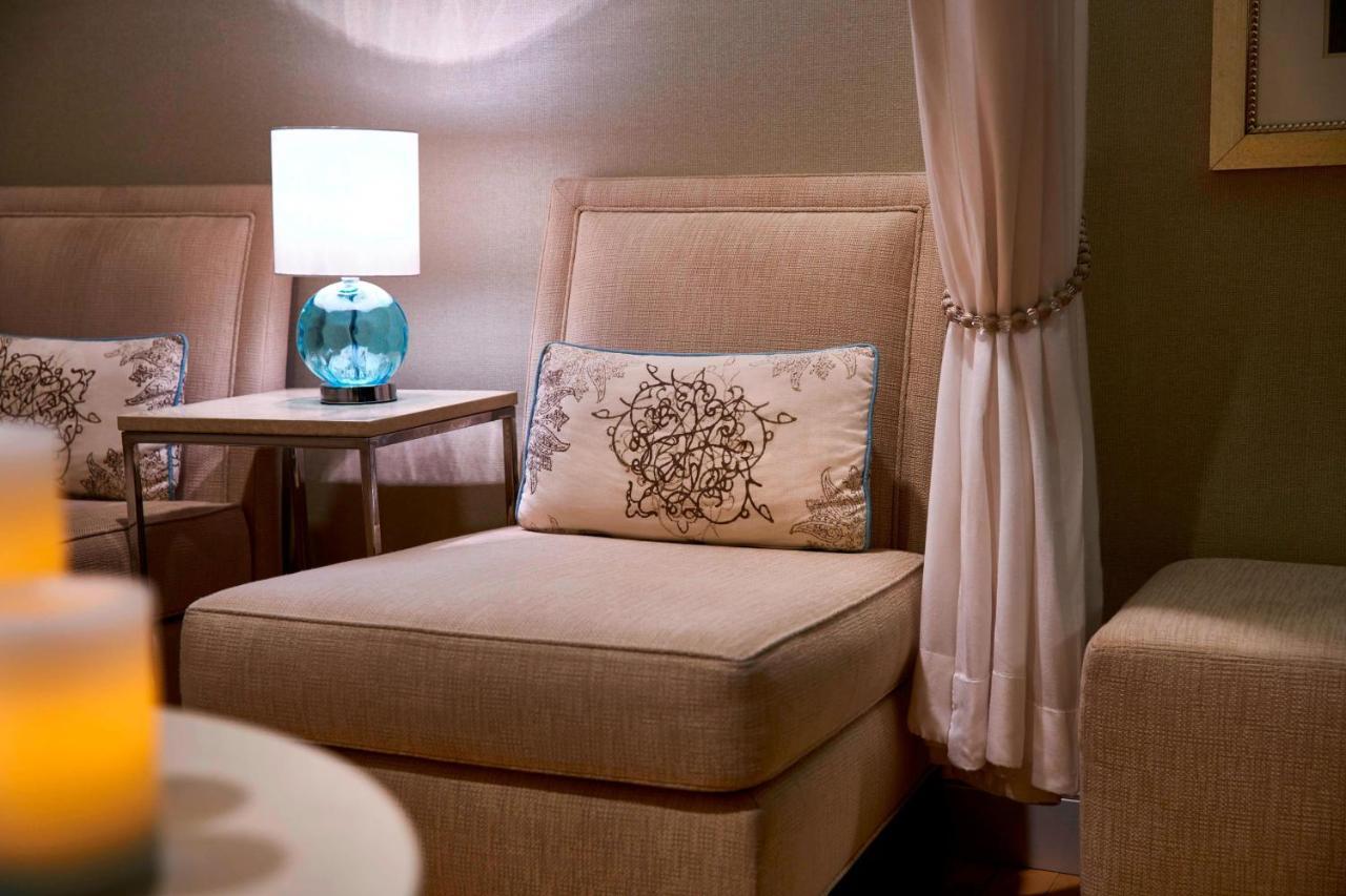 The Ritz-Carlton, Tysons Corner Hotel Екстериор снимка